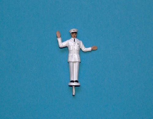 Policeman for technofix - for, no