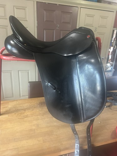 Albion slk dressage saddle - albion,