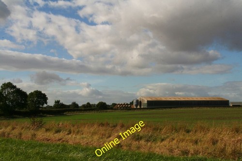 Photo 6x4 barn with feed - photo,