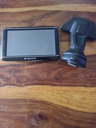 Used sat nav - sat, cradle