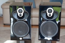 Linn speakers.