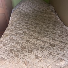 Single Bedspread. Apricot
