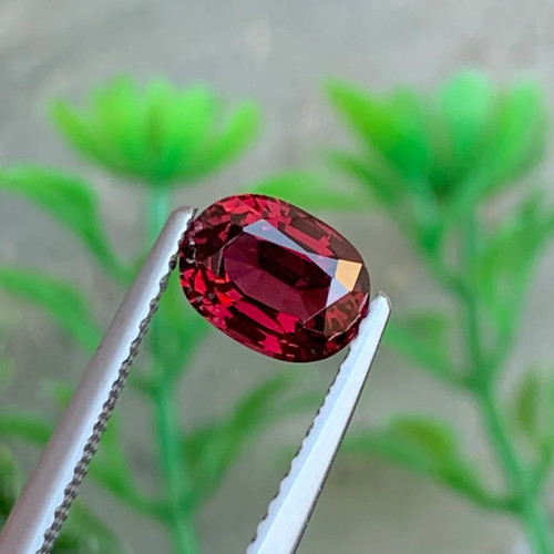 Carat natural red color - 1.25,