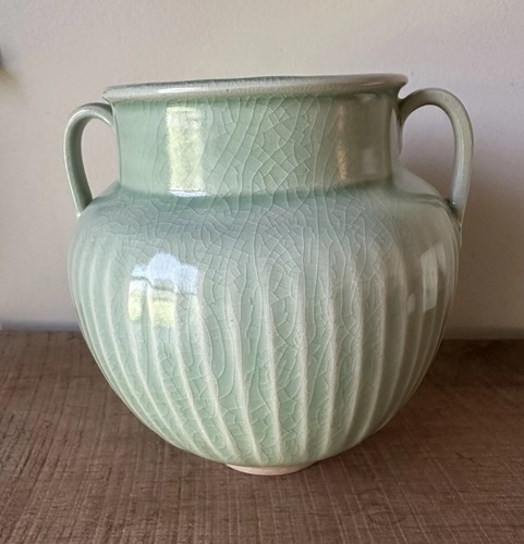 Tai celadon ribbed handled jar - handled,