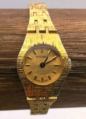Vintage sekonda hand wind - hand,