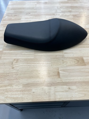 Triumph thruxton oem seat - triumph,