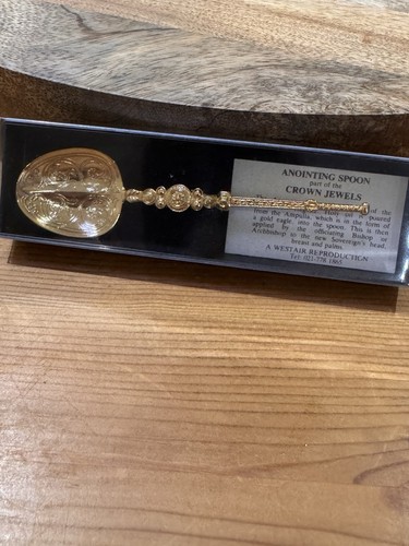 Vintage anointing spoon crown - vintage,