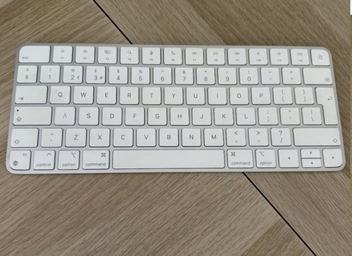 Apple magic keyboard with - apple,