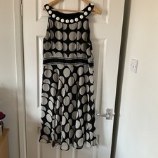 Used Wallis Black&cream