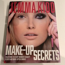 Jemma Kidd Make-Up Secrets