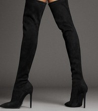 Pretty Little Thing size 8