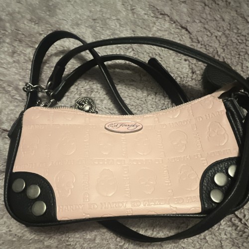 Hardy pink black - hardy, embossed