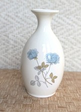 Wedgwood Vintage Ice Rose  Small Posey Vase Bone China 