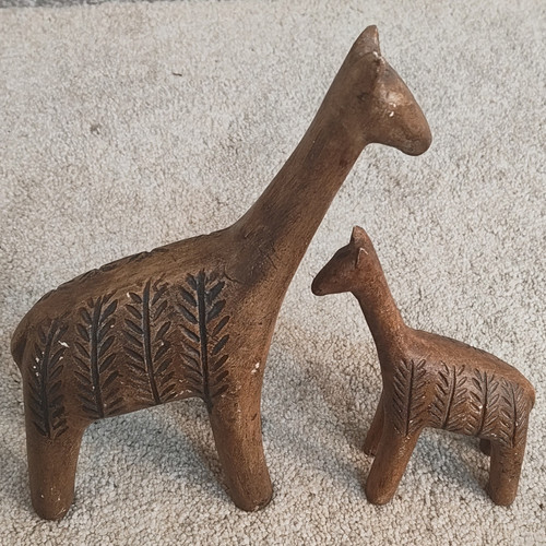 Carved wooden giraffe - wooden,