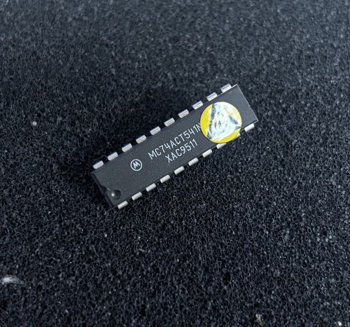 Motorola mc74act541n octal - motorola,