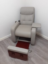 Salon / Spa Pedicure Chair by Lotus