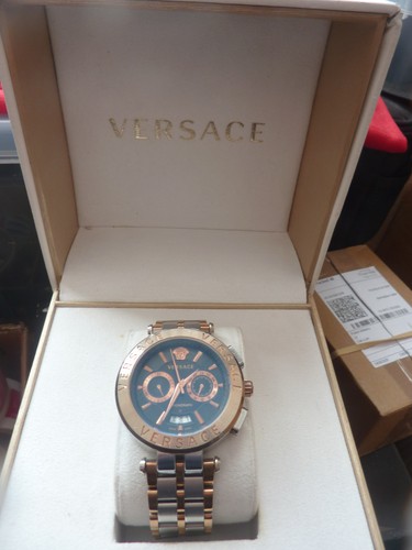 Versace medusa wristwatch 27c - versace,
