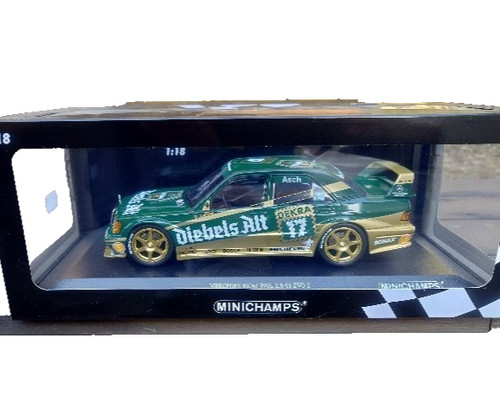 Minichamps mercedes benz - minichamps, 1/18