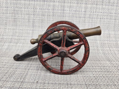 Antique peter thompson cast - antique,