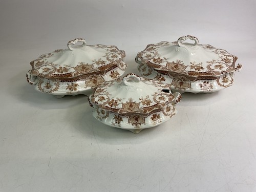 Wedgwood raleigh semi - wedgwood, royal
