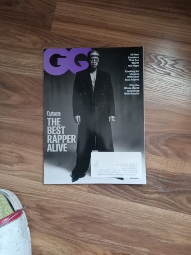 Magazine usa may 2022 - gq,