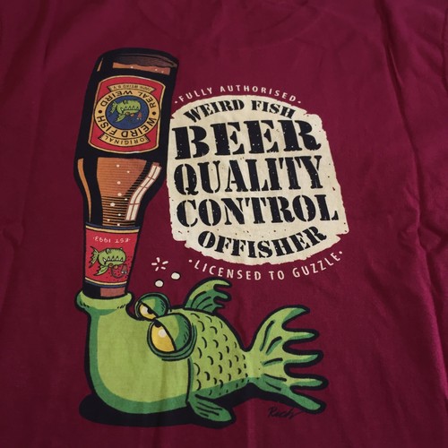Weird fish shirt medium - t,