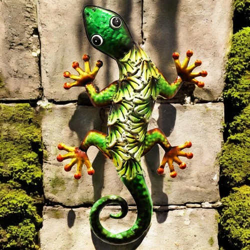 Metallic green gecko wall art - green,