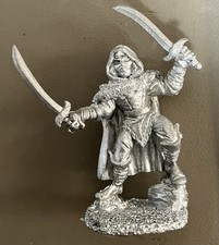 Reaper Miniatures 28/32mm DHL metal Fantasy /  RPG " Male Swordmaster “ !