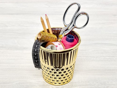 Hemline thimble desk craft - desk,