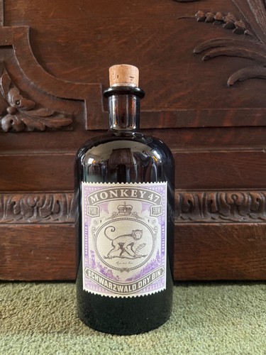 Monkey gin empty bottle - 47,
