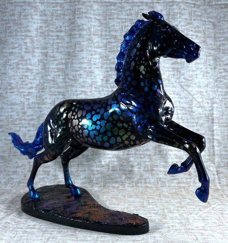 Custom painted breyer barrel - painted,
