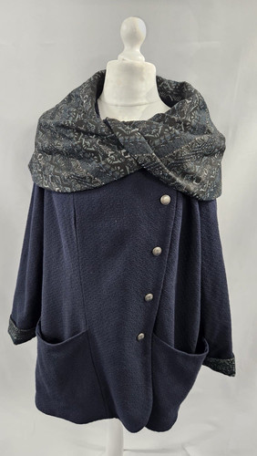 Bnwt joe browns - navy, shawl