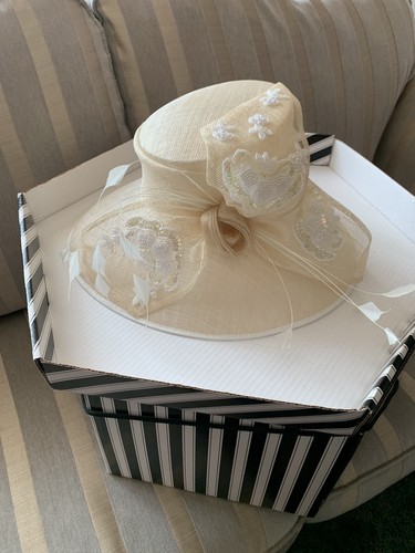 Wedding races hat natural - hat,