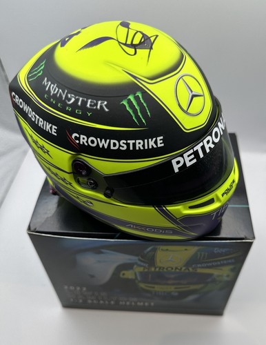 Sir lewis hamilton signed 2022 - sir,