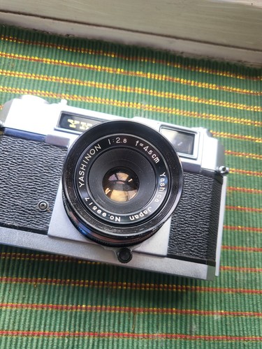 Yashica rangefinder camera - yk,