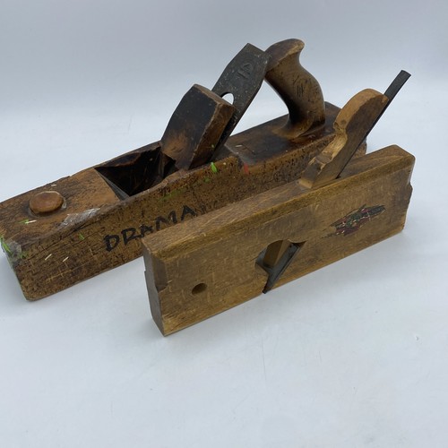 Pair large medium antique - of,