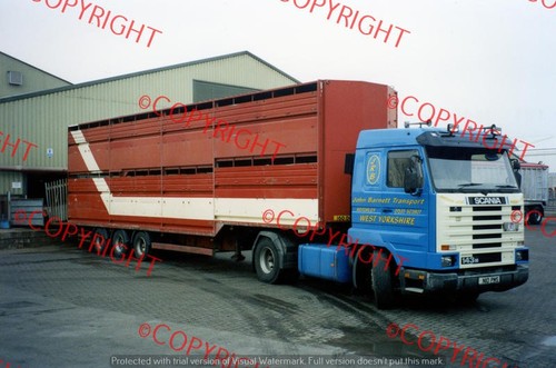 Truck lorry photo - truck/lorry,