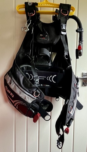 Mares quick release system - mares,