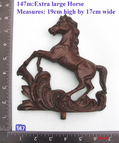 147m large horse - 147m, horse"