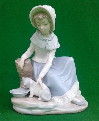 Lladro nao milk for the - lladro,