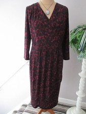 WINDSMOOR BLACK AND MAGENTA