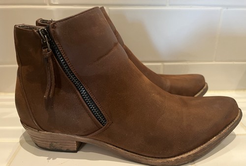 Kylie crazy shoes brown boots - shoes,