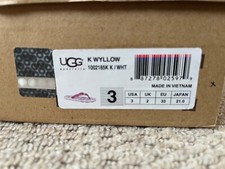 NEW Ugg Ladies Flip Flops Size 2 (UK) in Pink