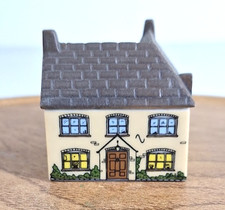 Wade Whimsy Mini House Village Merryweather Farm #3 Bldg #19, Made In England