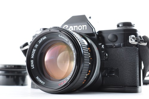 Canon black lens - black,