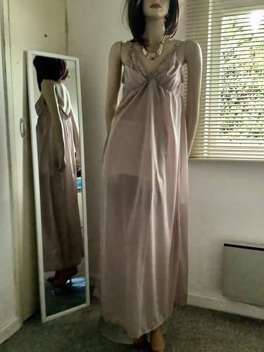 Cappuccino silky lacy long - silky,