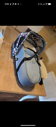 Bugaboo bee bassinet and sun - 5,