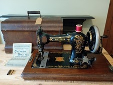 Vintage Sewing Machine ?VICTORIA? Hand Crank - Beautiful Flower Decals - 1901