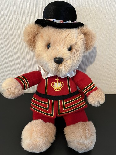 Aurora london beefeater bear - aurora,