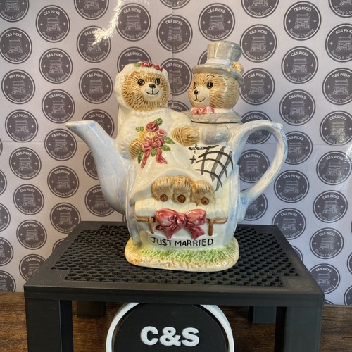 Vintage novelty ceramic teapot - novelty,